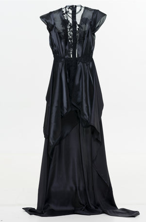 DARKROMANCE - Couture Dress with a long train - Oscar Mendoza