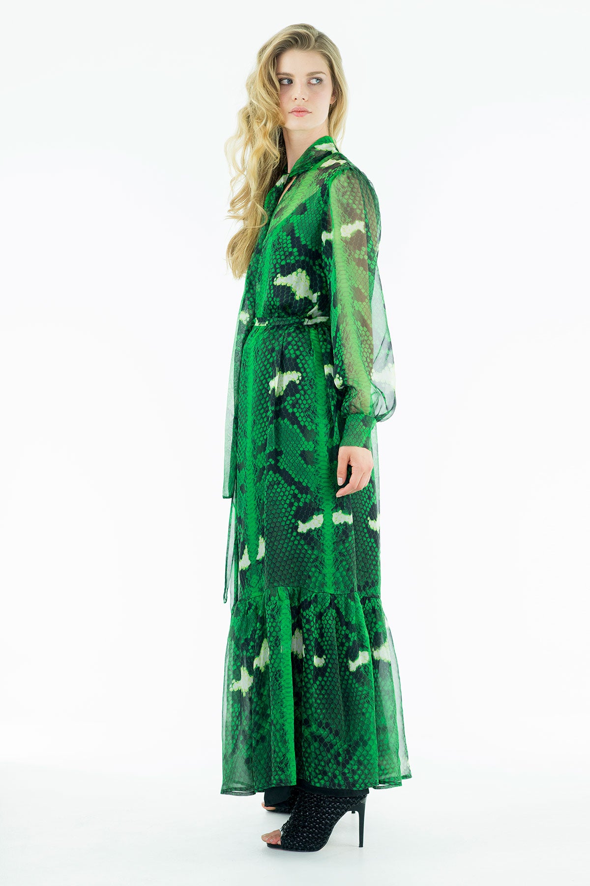 SONNY - Silk Lamé Halter Maxi Dress - Floral Print - Oscar Mendoza